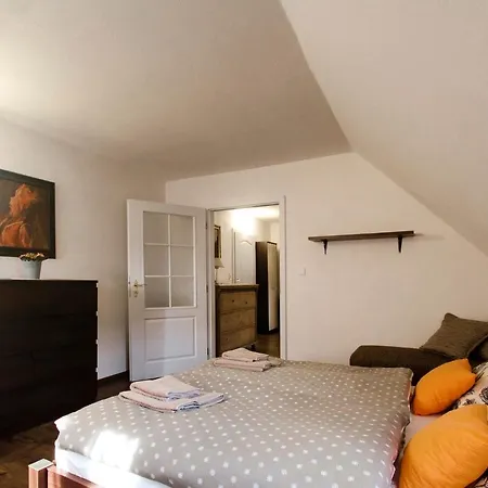 Dom wakacyjny Pod Kastielom Ako Doma